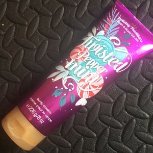 Bath and Bodyworks Twisted Peppermint